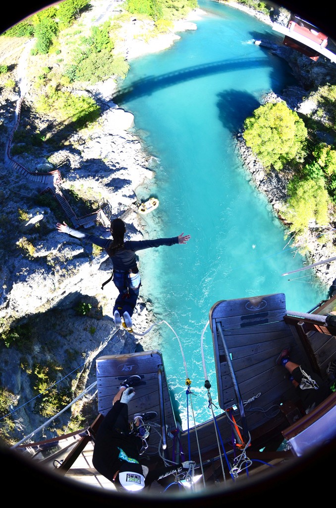 Bungy Jumping na Nova Zelândia, no Kawarau Bridge Bungy