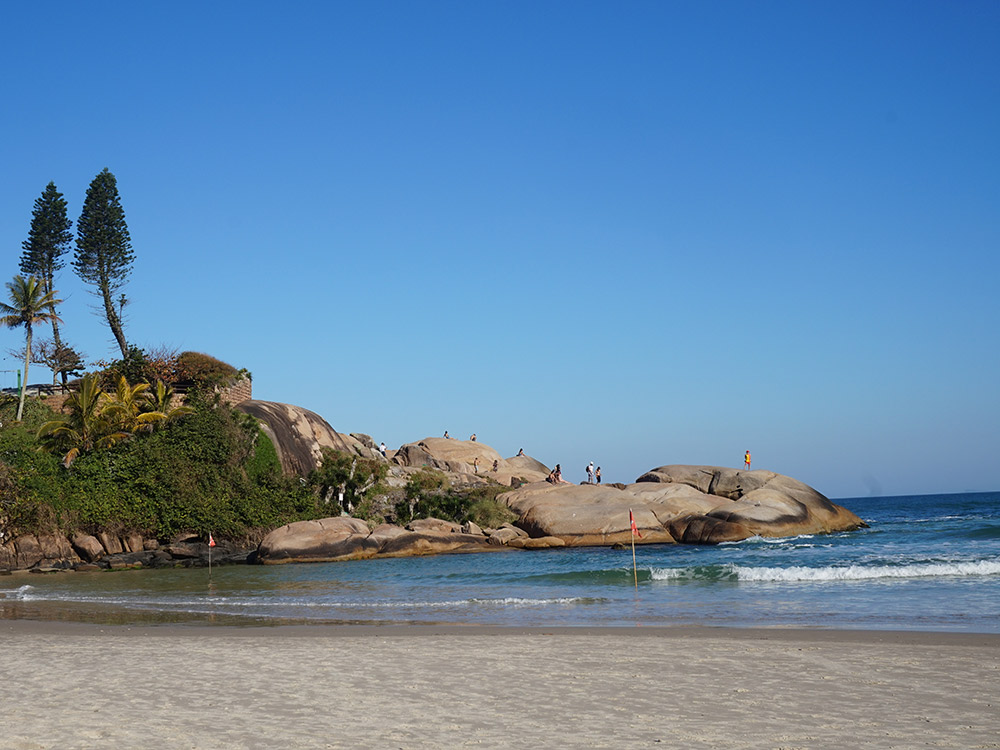 Praia da Joaquina. Descubra as melhores praias de Florianópolis nesse post!