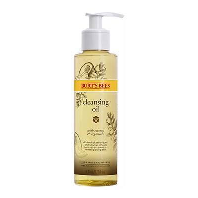 Cleansing oils are the best products to remove makeup and hydrate the skin at the same time!
