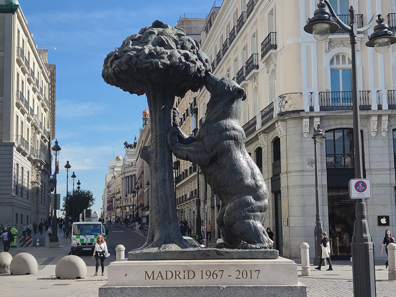 El Oso y el Madroño é uma das principais estátuas de Madrid!